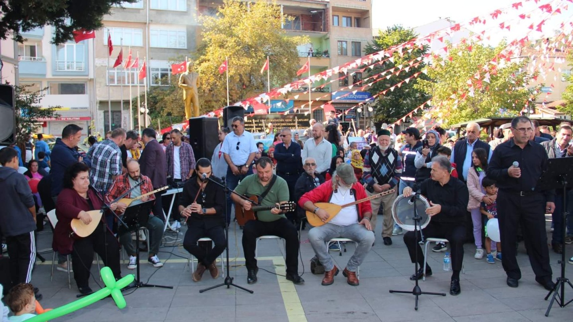 Türk Halk Müziği Kursumuz